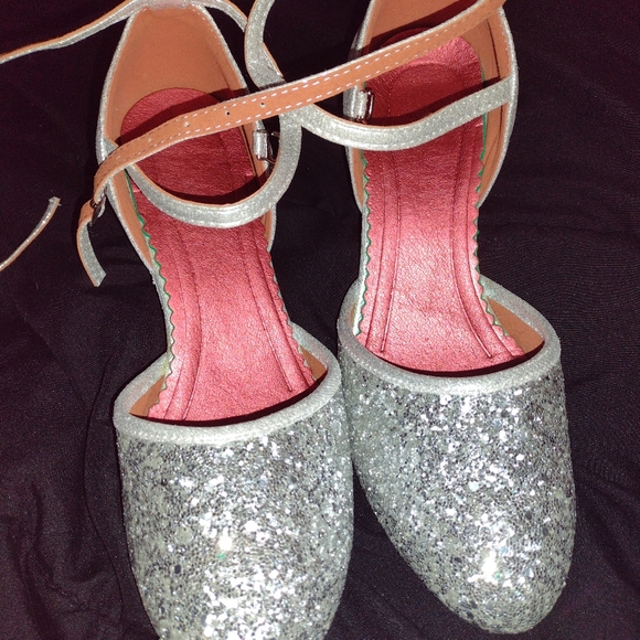 Gray Sequin Prom Shoes - Picture 2 of 4